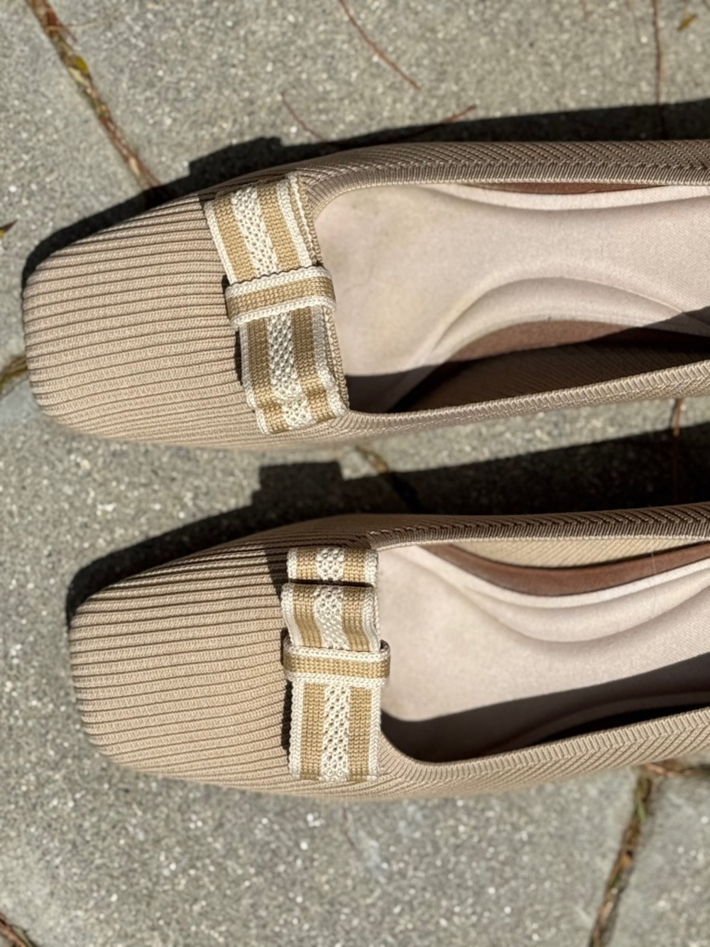 Square toe nude block heeled pump removable bow